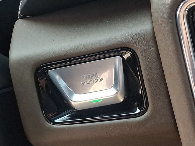 2025 GMC Yukon Denali Ultimate