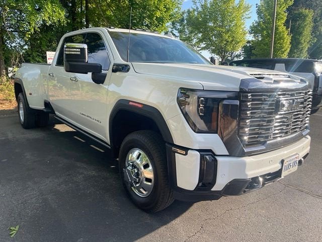 2024 GMC Sierra 3500 HD Denali Ultimate DRW