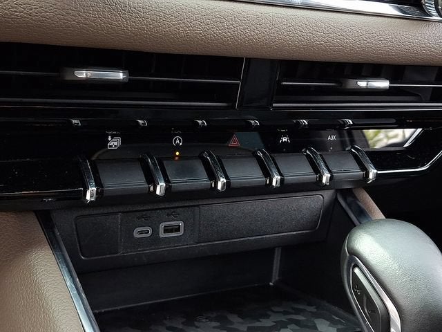 2025 GMC Canyon Denali