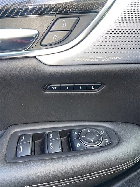 2025 Cadillac XT6 Sport