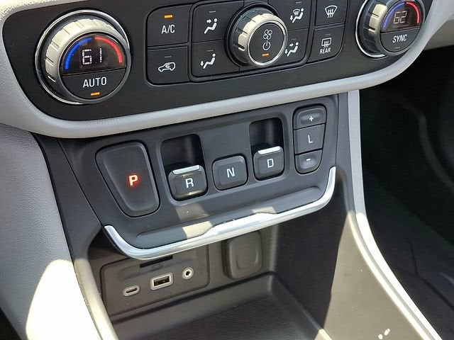 2021 GMC Terrain SLT