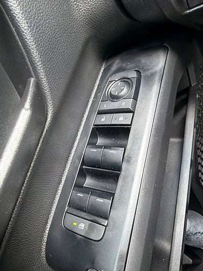 2025 Toyota Tacoma 2WD SR5