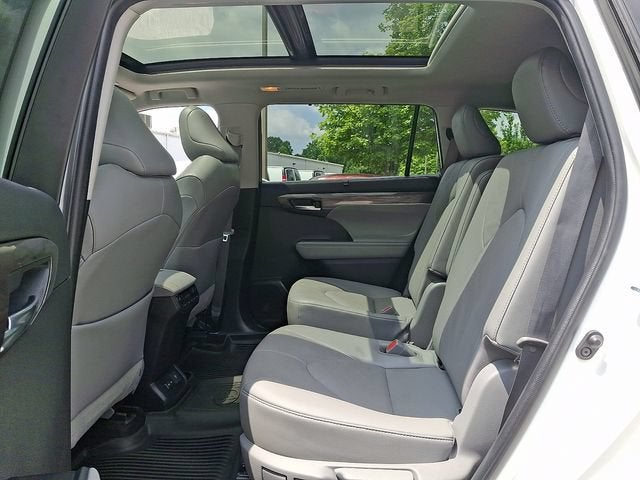 2022 Toyota Highlander Platinum