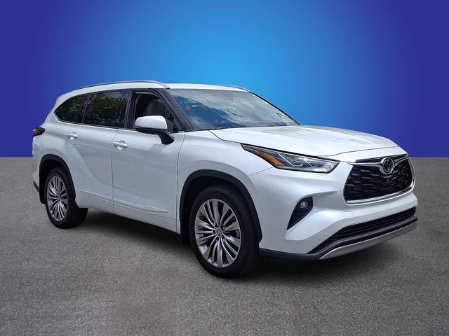 2022 Toyota Highlander Platinum