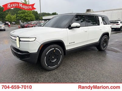 2025 RIVIAN R1S Adventure