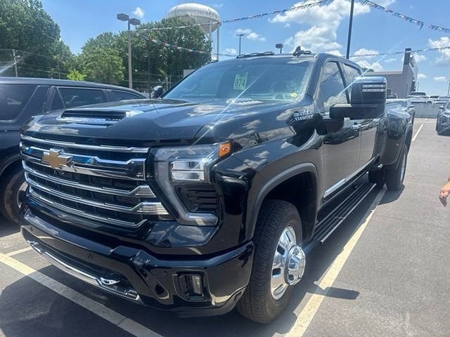 2025 Chevrolet Silverado 3500 HD High Country DRW