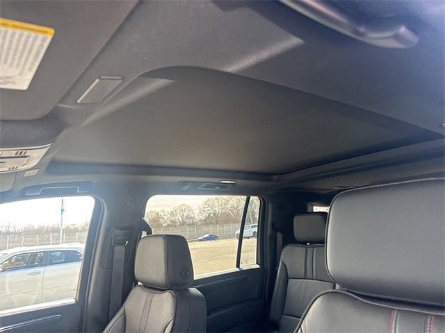 2025 Chevrolet Suburban RST