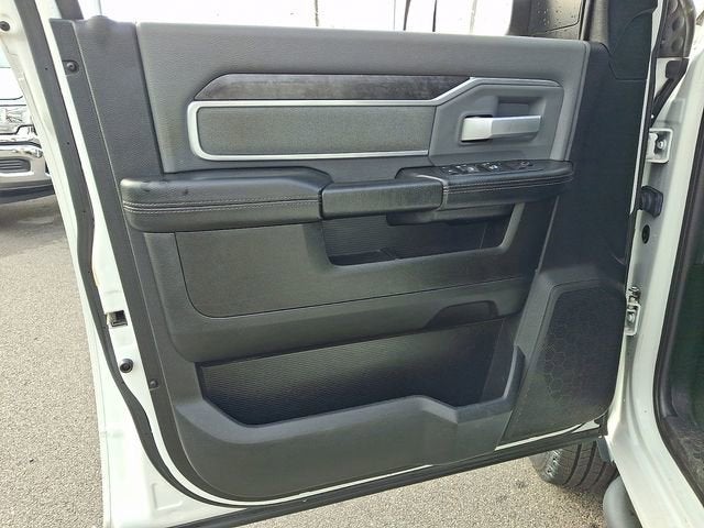 2020 RAM 2500 Big Horn Crew Cab 4x4 6'4" Box