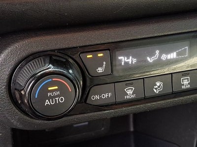 2023 Nissan Kicks SR Xtronic CVT