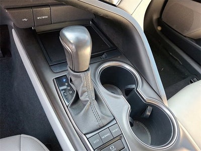 2023 Toyota Camry SE AWD