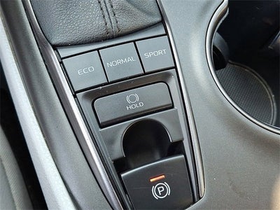 2023 Toyota Camry SE AWD