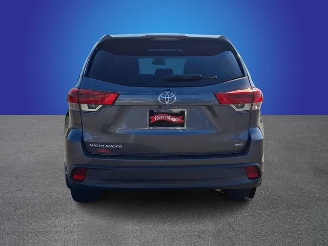 2019 Toyota Highlander LE