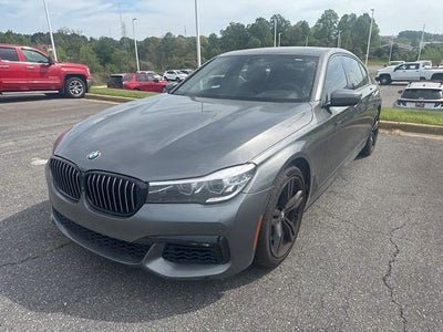 2017 BMW 740i 740i