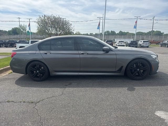 2017 BMW 740i 740i