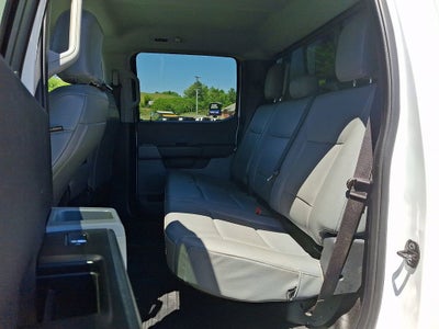 2023 Ford Super Duty F-550 DRW XL