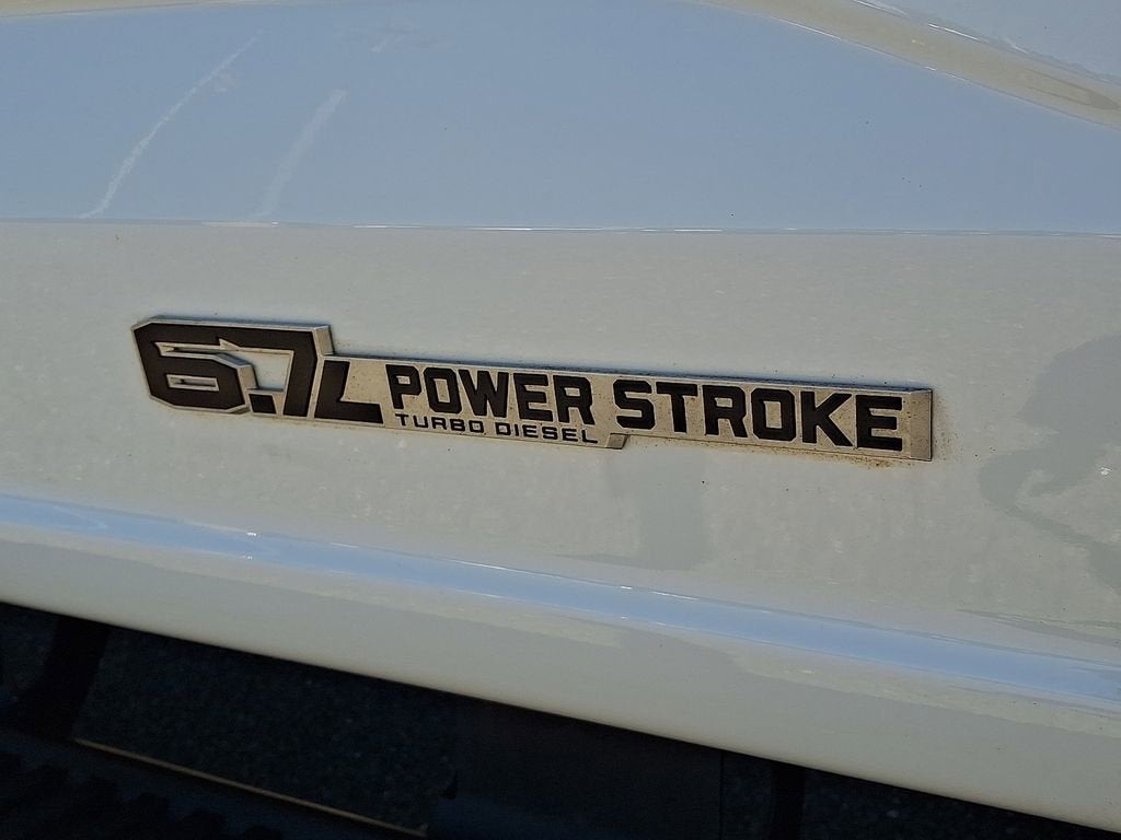 2023 Ford Super Duty F-550 DRW XL