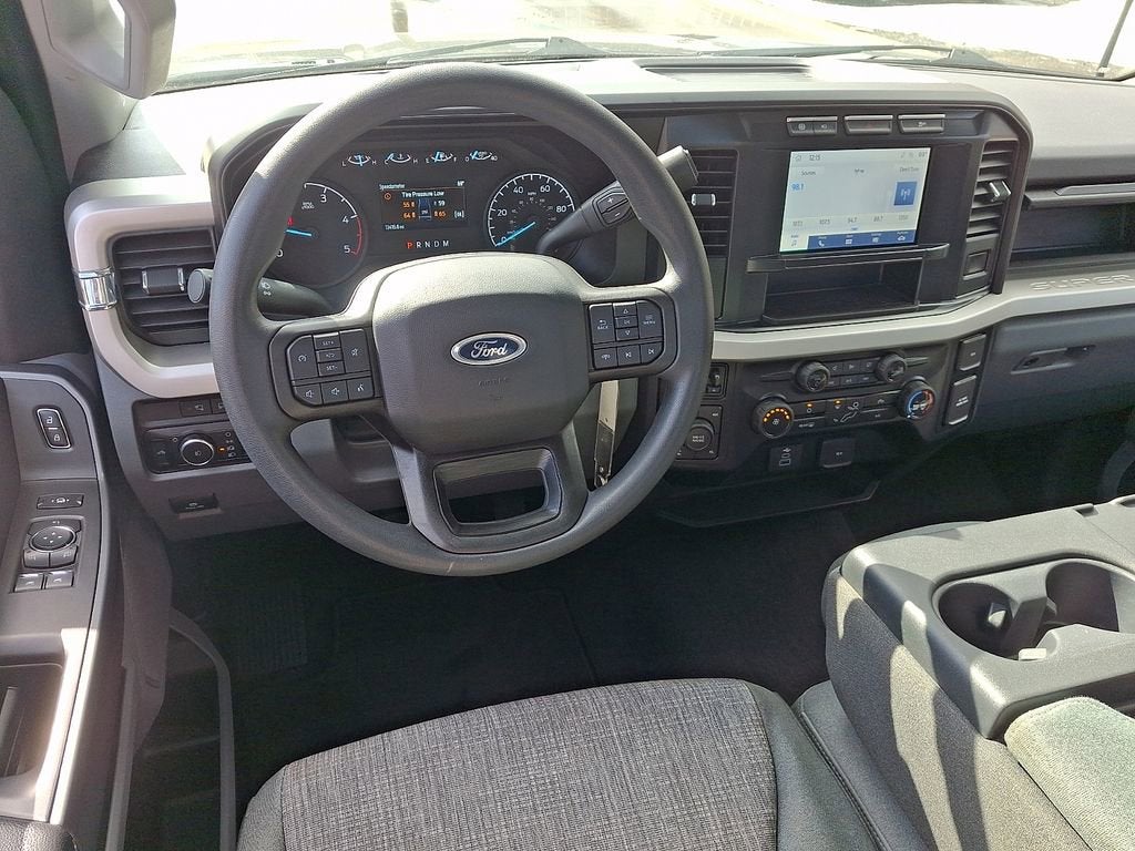 2023 Ford Super Duty F-350 SRW XL