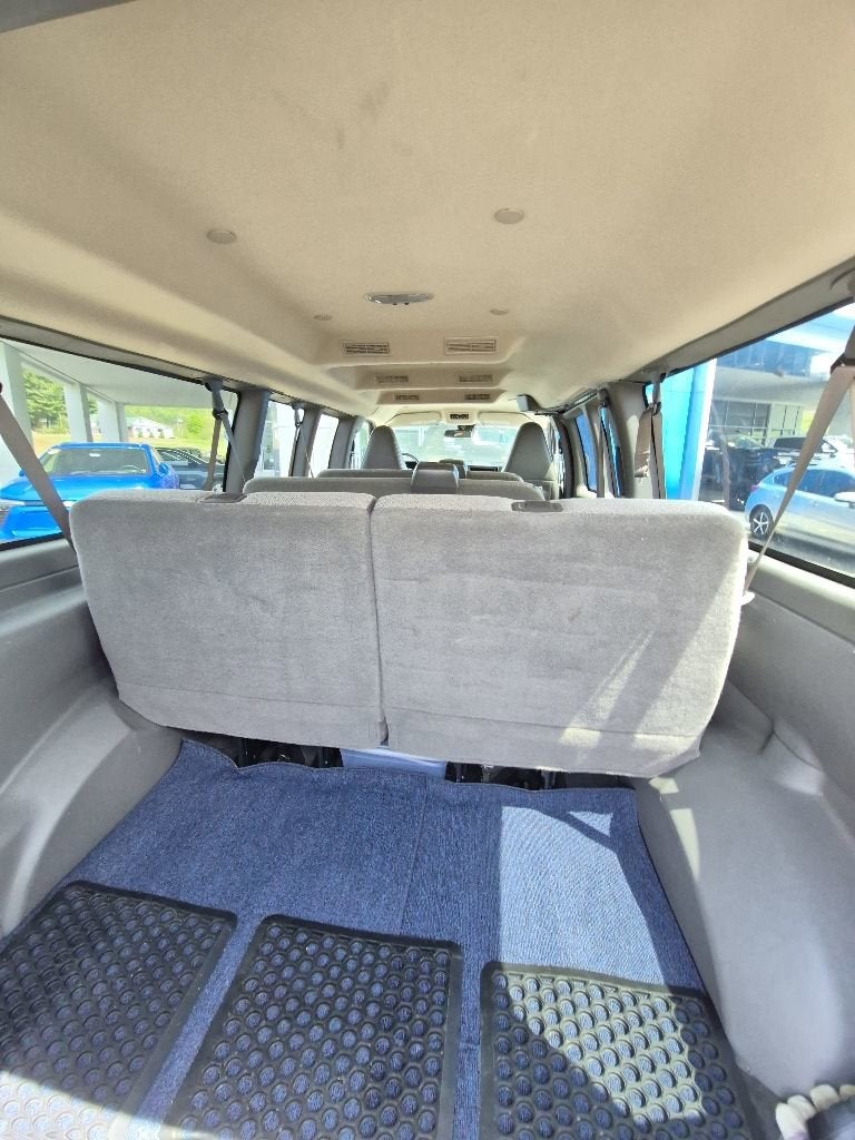 2019 Chevrolet Express Passenger 3500 LT