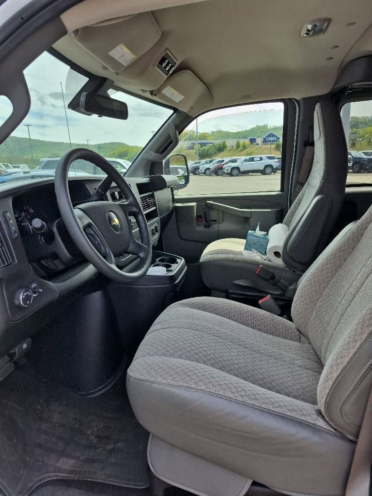 2019 Chevrolet Express Passenger 3500 LT