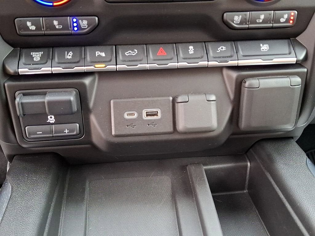 2023 Chevrolet Silverado 3500 HD High Country