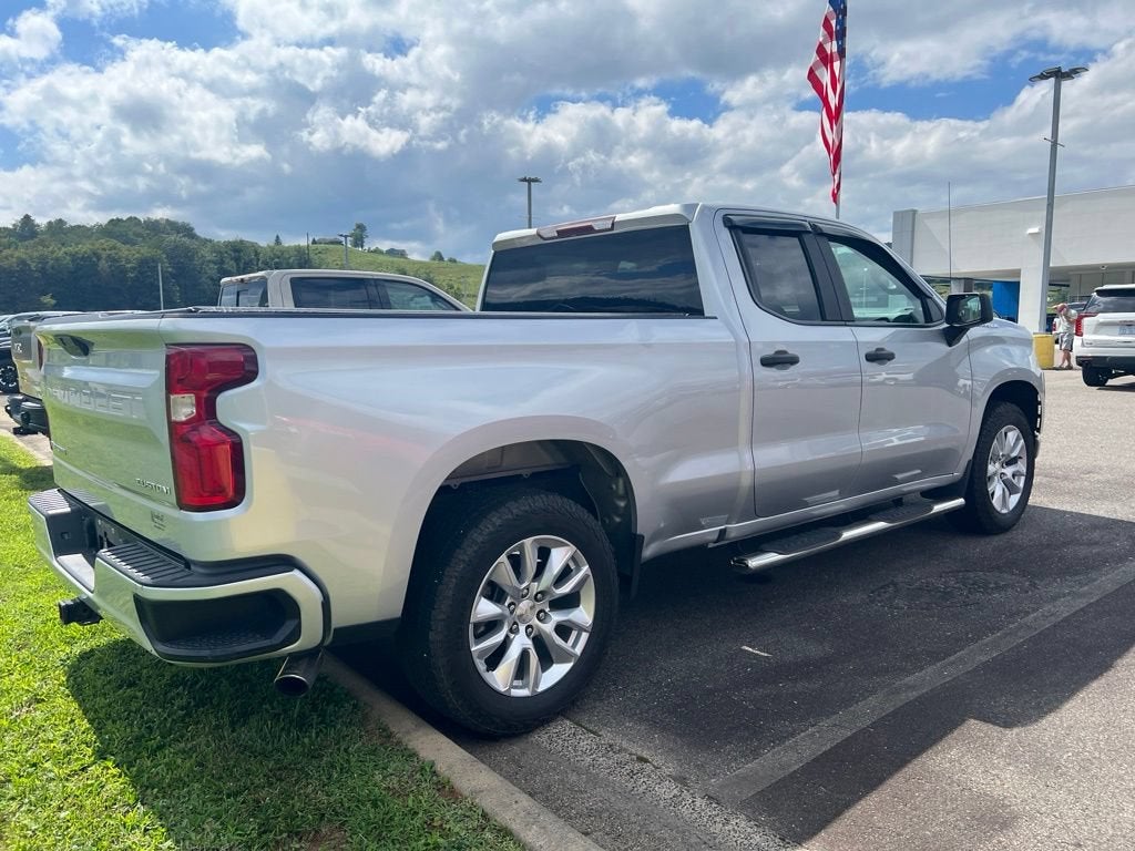 2020 Chevrolet Silverado 1500 Custom