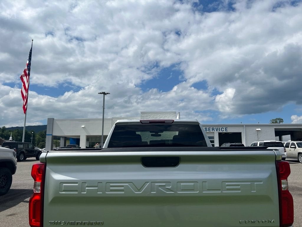 2020 Chevrolet Silverado 1500 Custom