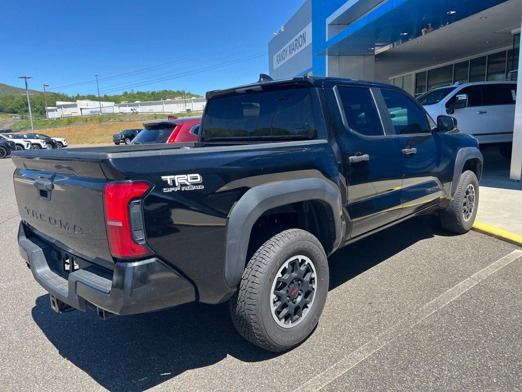 2024 Toyota Tacoma 4WD SR5