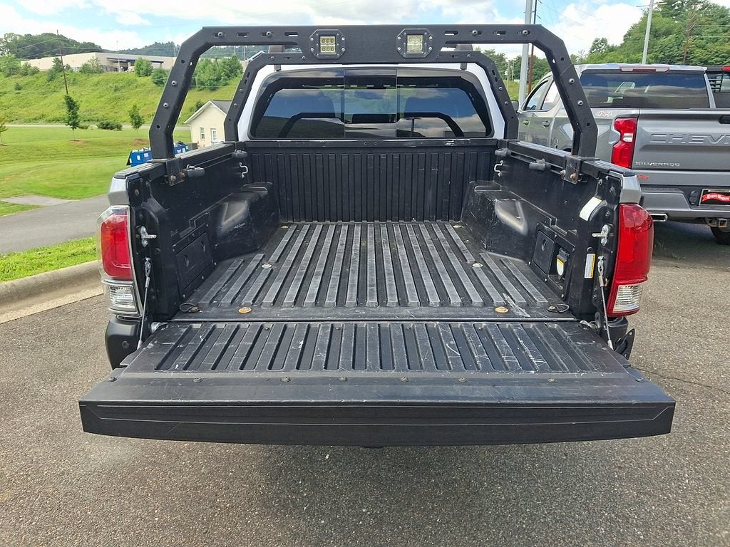 2018 Toyota Tacoma SR
