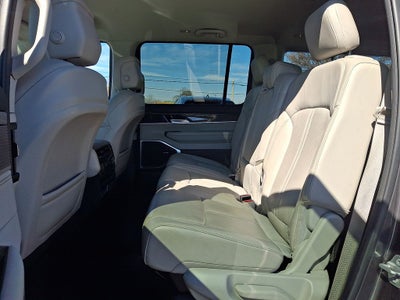 2022 Jeep Wagoneer Series II