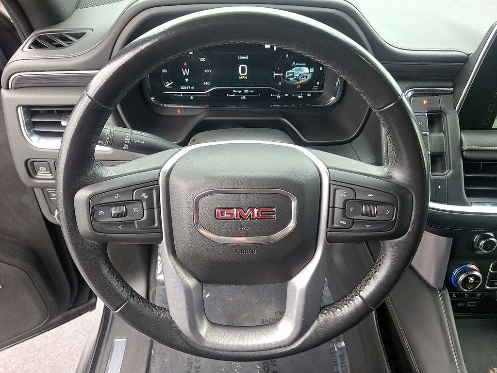 2023 GMC Yukon XL SLT