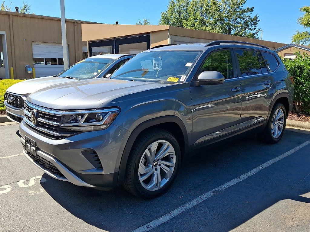 2022 Volkswagen Atlas 3.6L V6 SE w/Technology