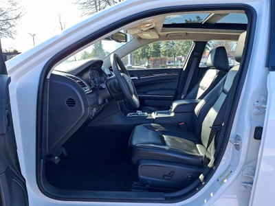 2023 Chrysler 300 Touring