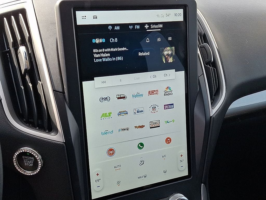 2022 Ford Edge SE