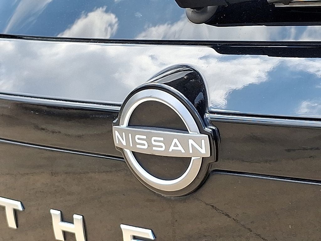 2024 Nissan Pathfinder S