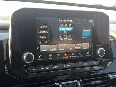 2022 Nissan Pathfinder SV