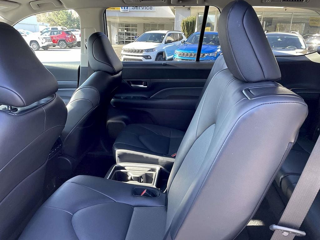 2025 Toyota Grand Highlander XLE
