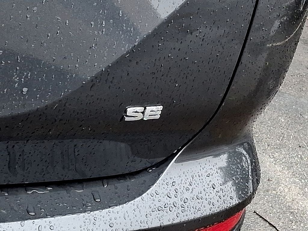 2025 Mitsubishi Outlander Base