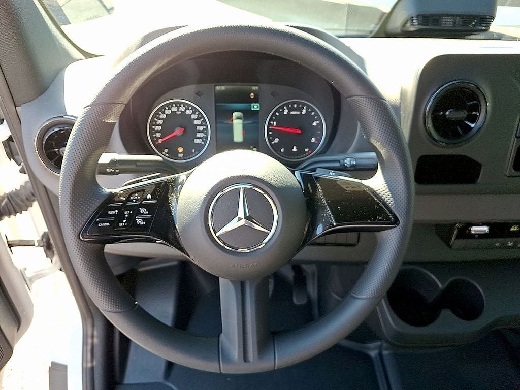 2025 Mercedes-Benz Sprinter 2500 Cargo 170 WB High Roof