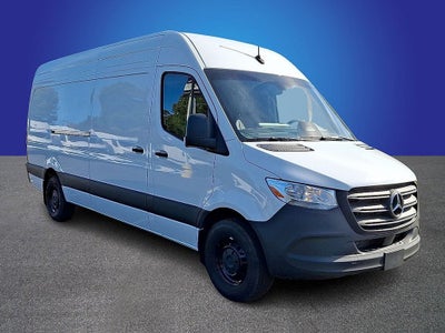 2025 Mercedes-Benz Sprinter 2500 Cargo 170 WB High Roof