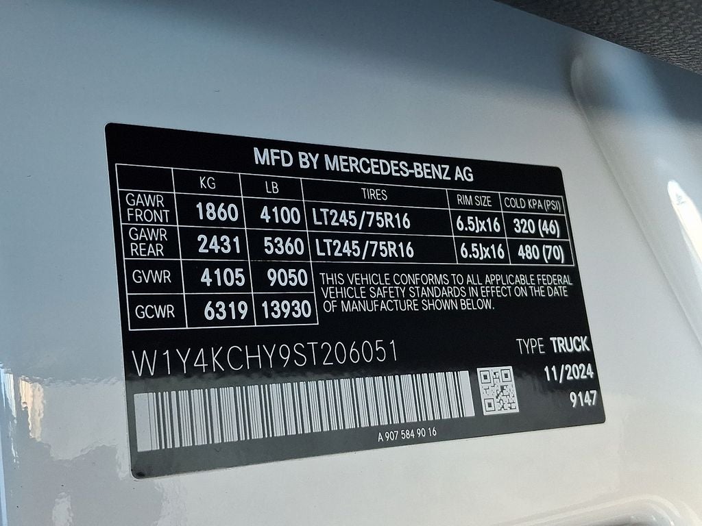 2025 Mercedes-Benz Sprinter 2500 Cargo 170 WB High Roof