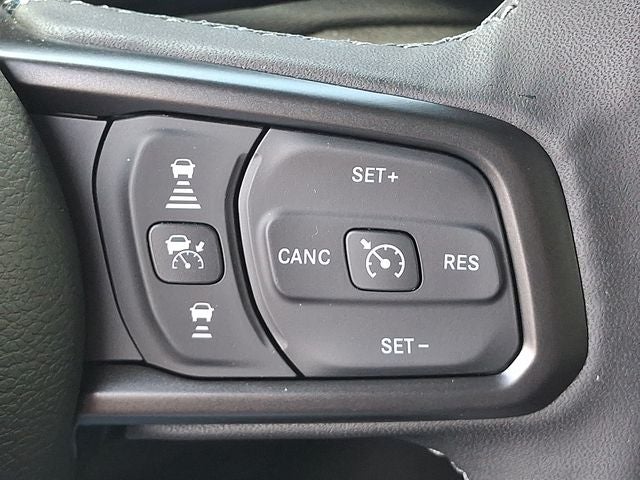 2025 Jeep Wrangler 4-Door Summit 4x4