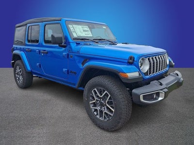 2025 Jeep Wrangler 4-Door Sahara 4x4