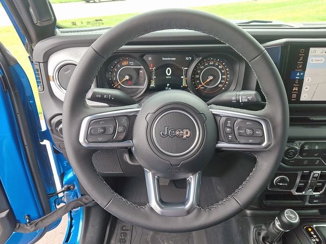 2025 Jeep Wrangler 4-Door Sahara 4x4