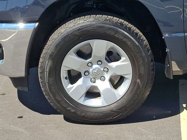 2025 RAM 1500 Tradesman Quad Cab 4x4 6'4' Box