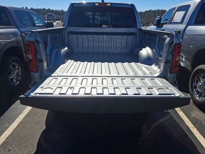 2025 RAM 1500 Big Horn Crew Cab 4x4 5'7' Box