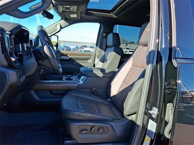 2024 Chevrolet Silverado 2500HD 4WD Crew Cab Standard Bed High Country