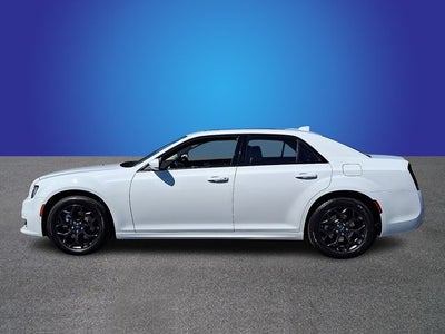 2023 Chrysler 300 Touring L AWD
