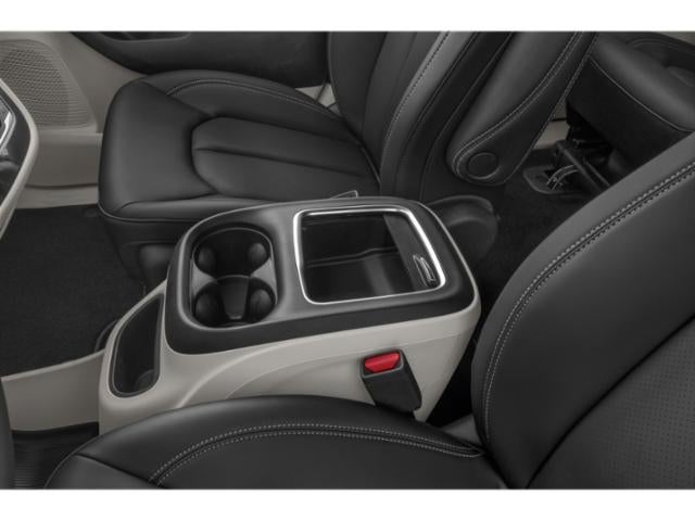 2024 Chrysler Pacifica Hybrid Premium S Appearance Pkg