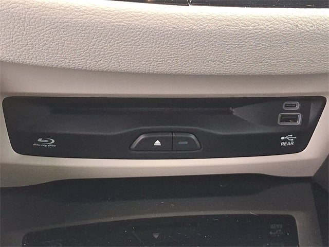 2023 Chrysler Pacifica Limited AWD