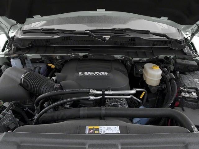 2017 RAM 3500 SLT Crew Cab 4x4 6'4' Box